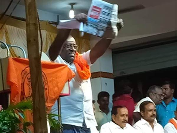 கண்ணுக்கு தெரியுதா 