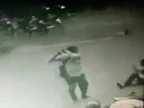 எப்படி இருக்கிறார்கள் 