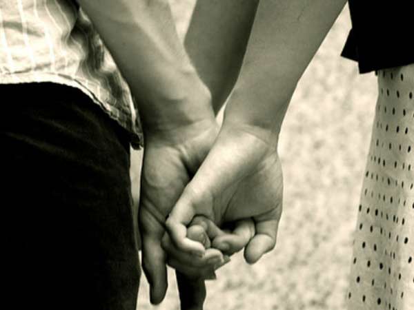 கள்ளக்காதல் அம்பலம் 