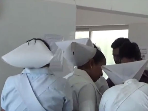 முகம் முழுவதும் ரத்தம் 