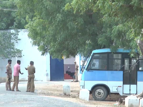 Prison officials raided Nellai Palayamkottai central jail 