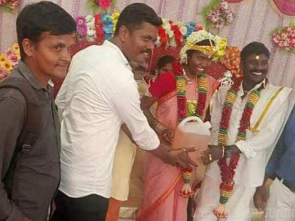 பெட்ரோல் பரிசு 
