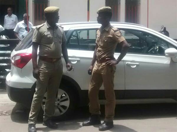 காவல் துறை 