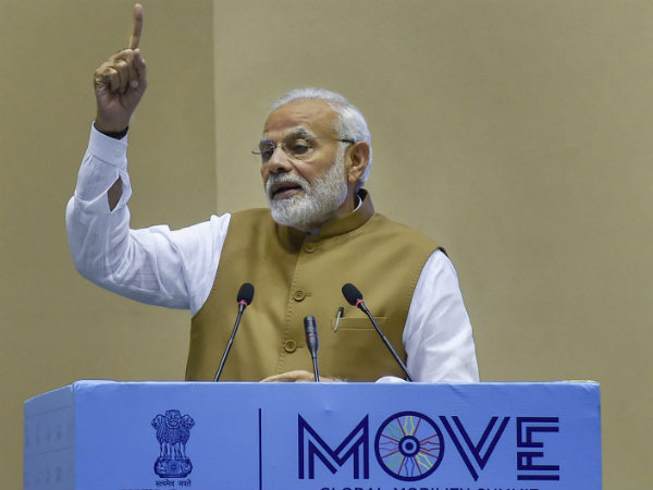 இடைவெளி குறையும் 