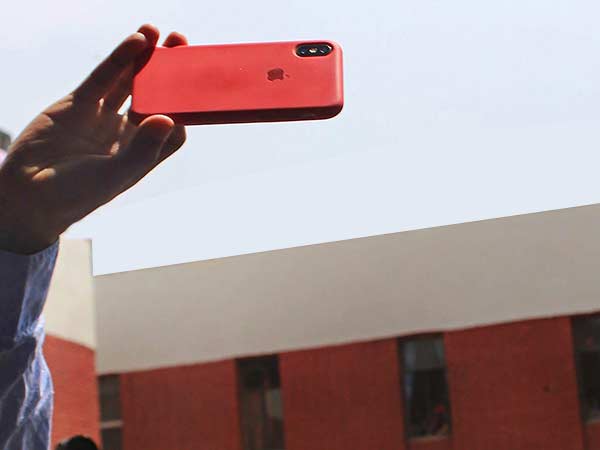 தவறி விழுந்த இளைஞர் 