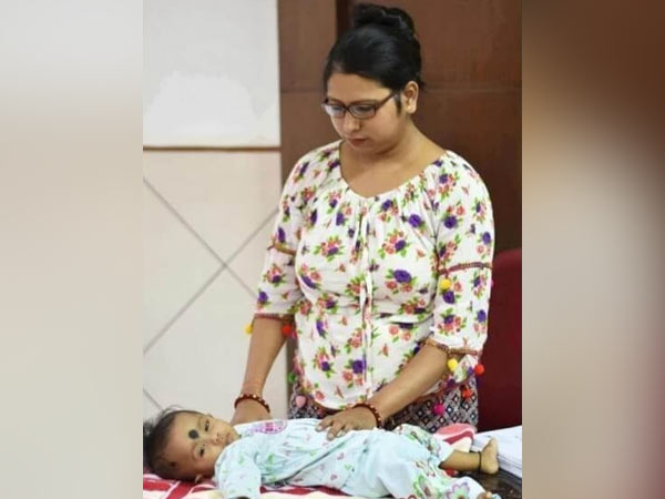 Single Mother Fights Against Society To Save Her Baby Girl Single Mother Fights Against Society To Save Her Baby Girl