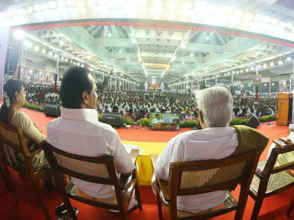 ஊழல்கள் 