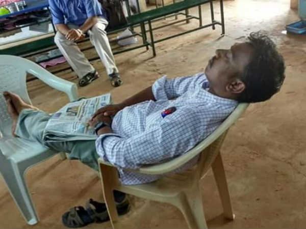 பெற்றோர் போராட்டம் 