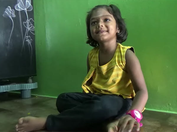 ஸ்மித்திகா 