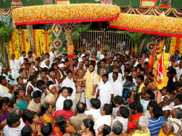 Traditional umbrellas to reach Tirumala from Chennai on Tomorrow