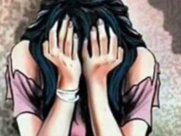 அனைத்தையும் இழந்தார் அனைத்தையும் இழந்தார்