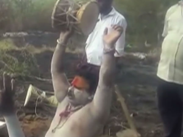 விசித்திர பூஜையால் 