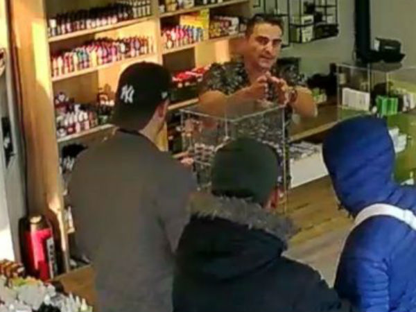 நாளைக்கு வர்றீங்களா? 