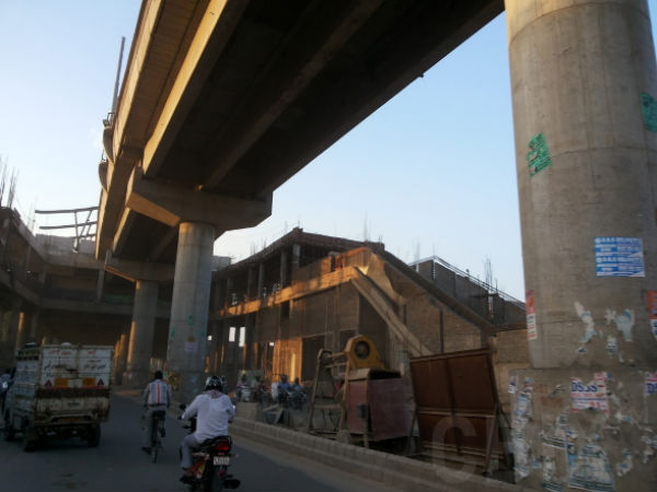 மெட்ரோ பணி 