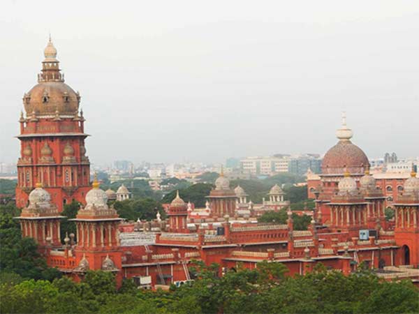 ஹைகோர்ட்டில் ஆட்கொணர்வு மனு 