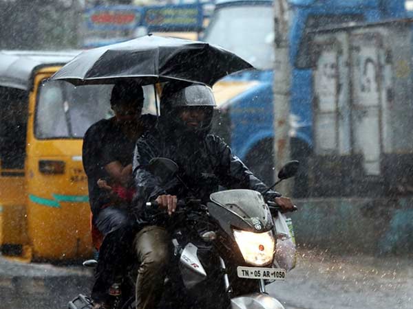 காட்டாற்று வெள்ளம் காட்டாற்று வெள்ளம்