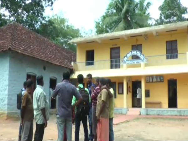 ஆசிரியர்களே இப்படியா? 