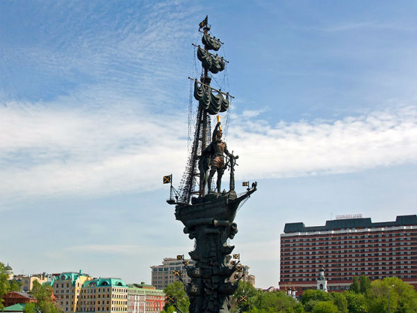 Here is the list of top 10 tallest statues all over world 
