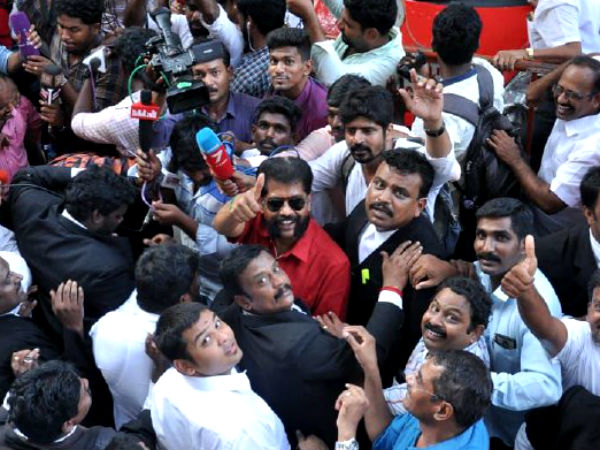 காரசார வாதம் காரசார வாதம்