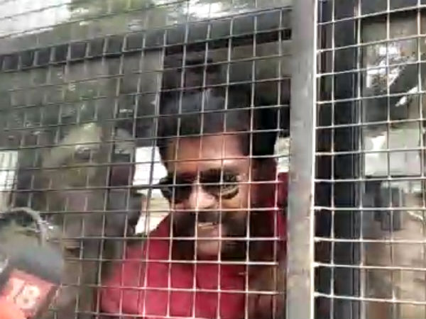 சிறையில் அடைக்க முடியாது 