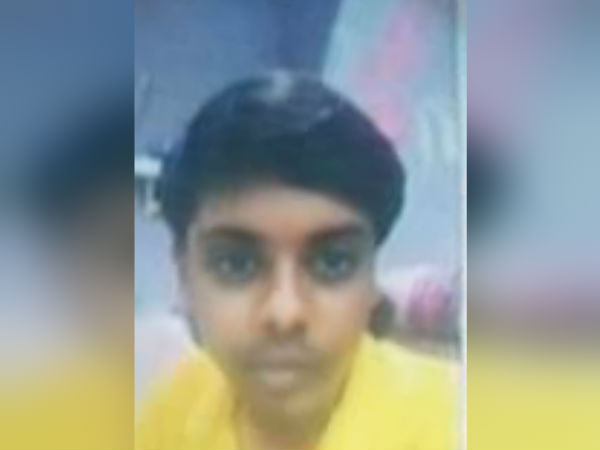 குரல்களை பாடி 