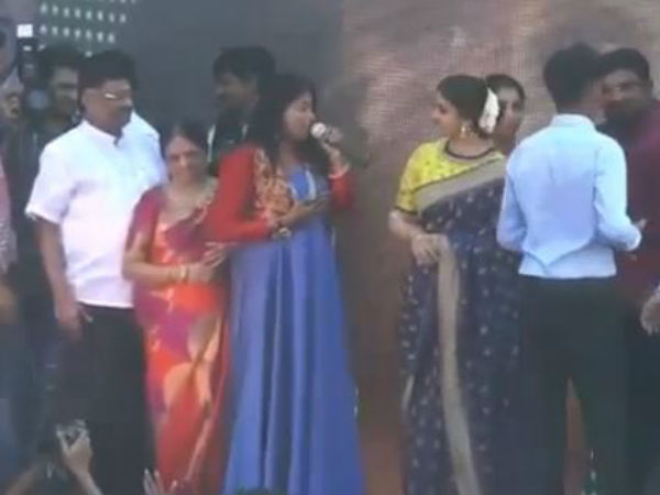 நகைக்கடை திறந்த கீர்த்தி சுரேஷ் 