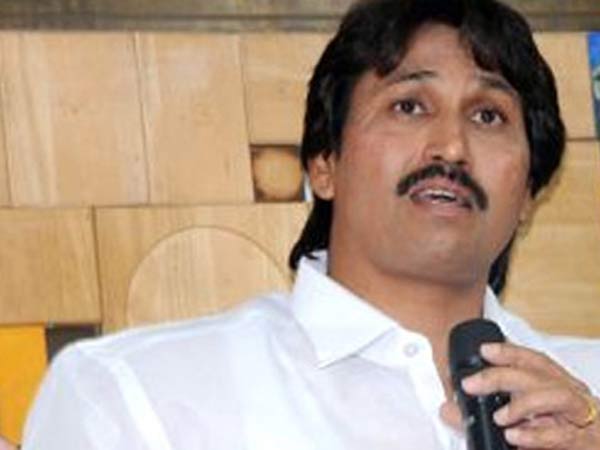 அவசர சட்டம் 