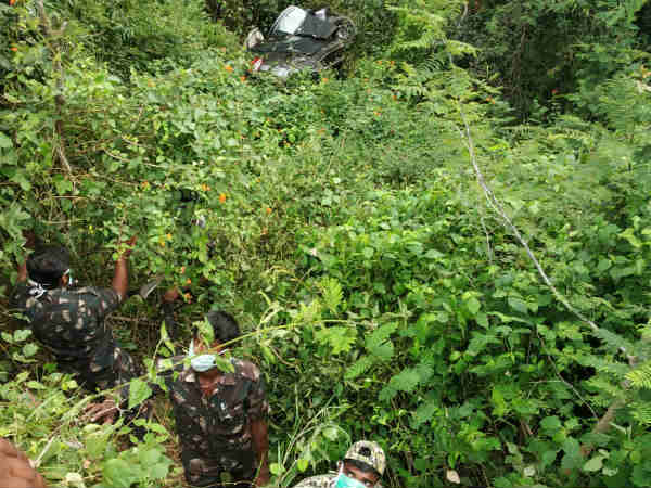 போலீஸாருக்கு தகவல் 