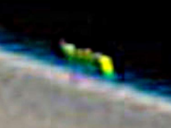 பச்சை நிறம் 