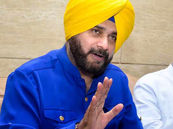 சித்து ஆம் ஆத்மி முதல்வர் வேட்பாளர்? 