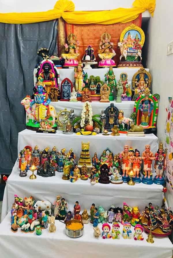 முருகன் முதல் முப்பெரும் தேவியர் வரை 