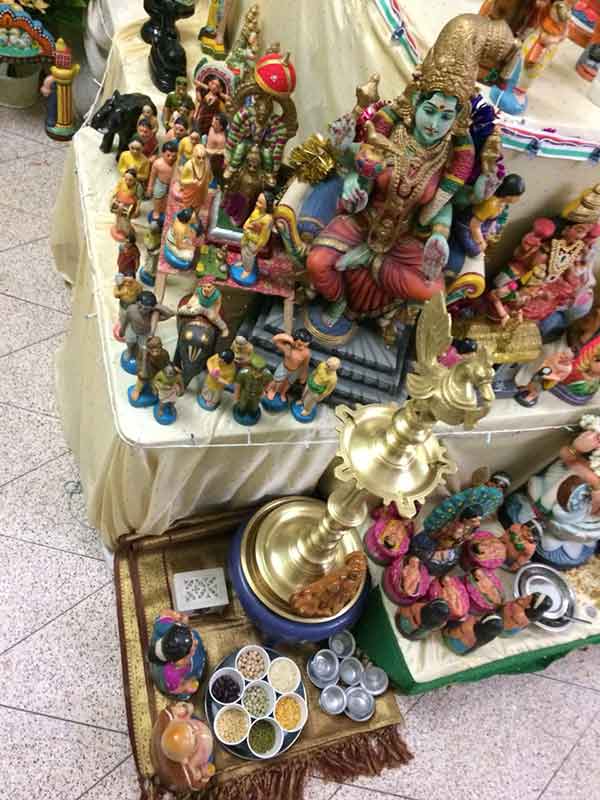 இதுவும் பார்த்தசாரதி வீட்டு கொலு 