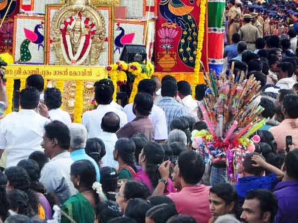 அணிவகுப்பு மரியாதை 