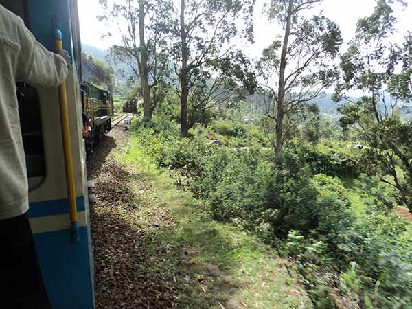 தொடர் மண் சரிவு தொடர் மண் சரிவு