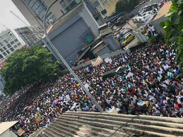 UNP conducts protest against Rajapaksa in Colombo UNP conducts protest against Rajapaksa in Colombo