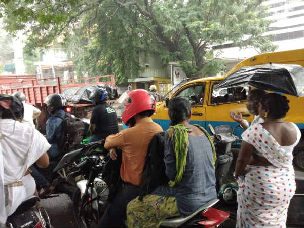 Heavy rain lashes in Chennai 