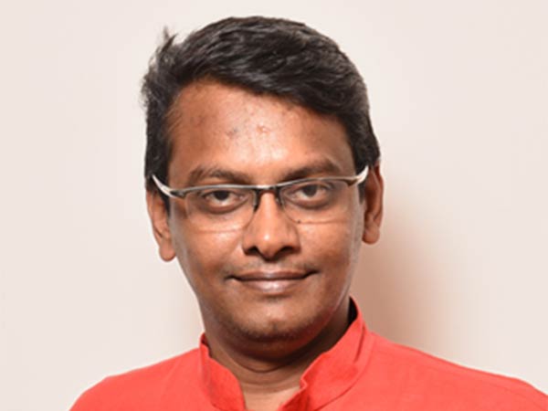 எங்கு பிறந்தார் எங்கு பிறந்தார்