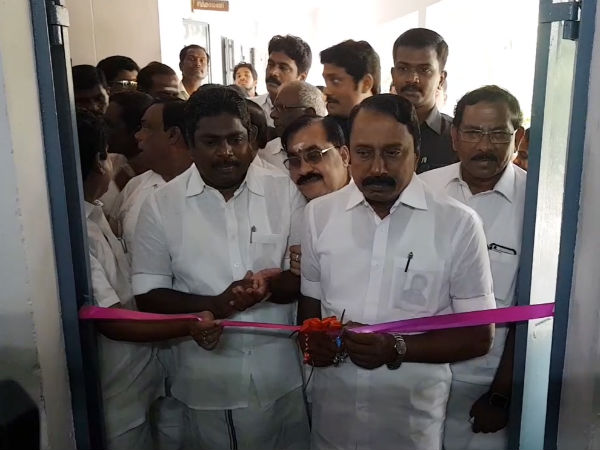 அமைச்சர் செங்கோட்டையன் 