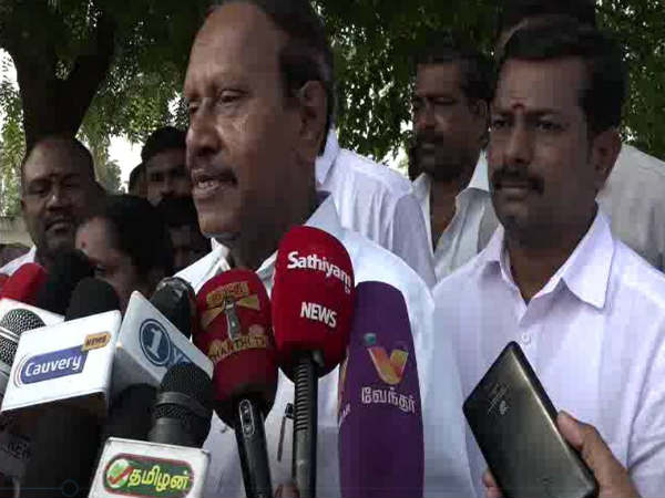 தம்பிதுரை தாக்கு 