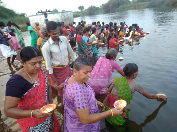 லட்சக்கணக்கான பக்தர்கள் லட்சக்கணக்கான பக்தர்கள்