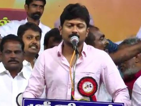 வரிசையில்தான் நிற்கிறேன் 