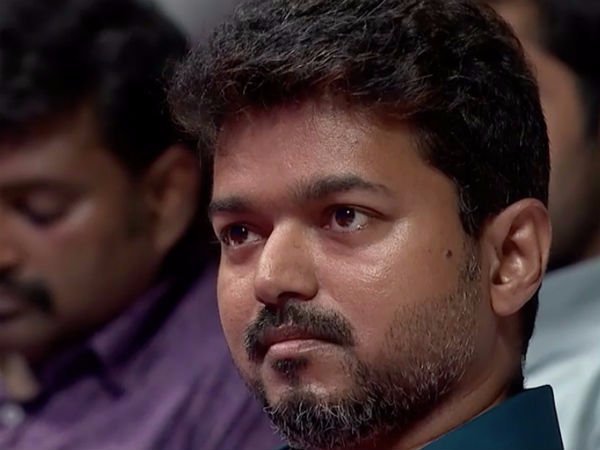 விஜய் வளர்ச்சி 