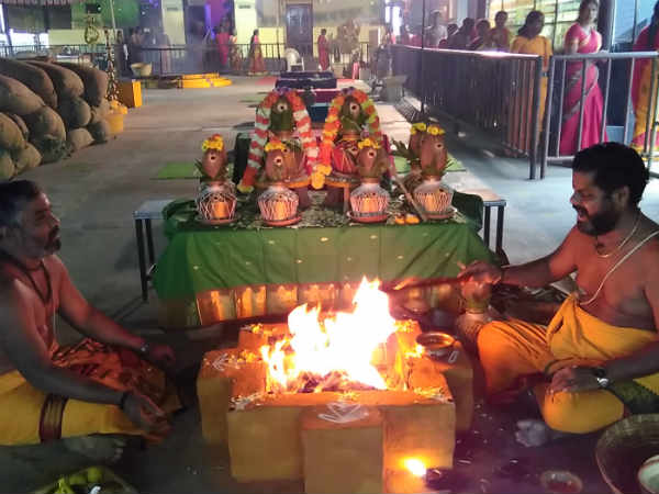 யாகத்தில் பங்கேற்கலாம்