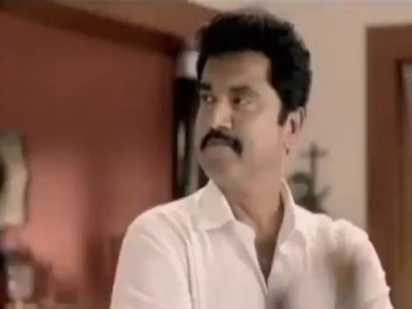 கொஞ்சி பேசும் தந்தை 