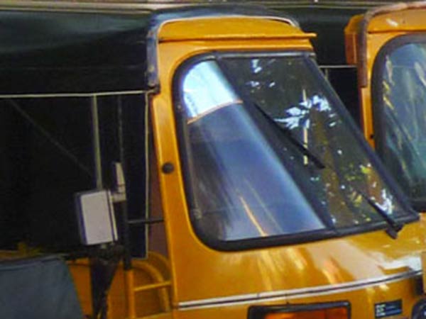 காலில் அடி