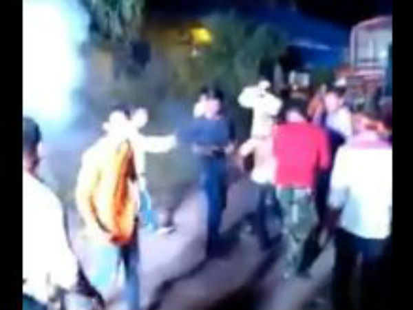 டப்பா முழுதும் பட்டாசு 