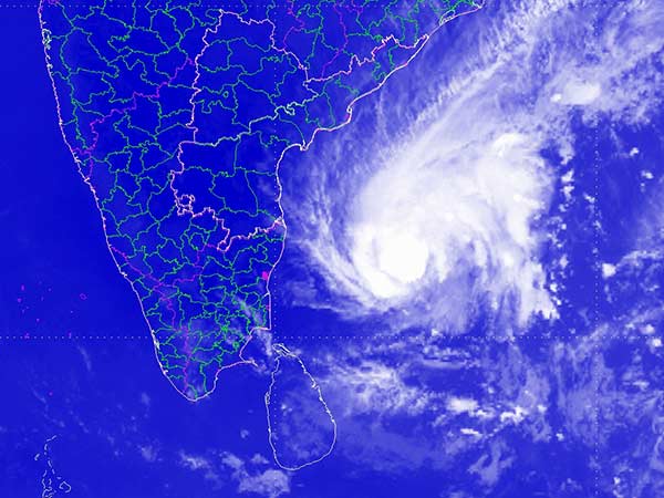 பள்ளி, கல்லூரிகளுக்கு விடுமுறை பள்ளி, கல்லூரிகளுக்கு விடுமுறை
