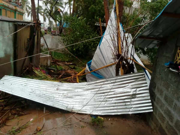 துடிக்கும் இதயங்கள்