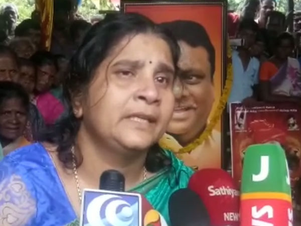 டாக்டர் ராமதாஸ் 