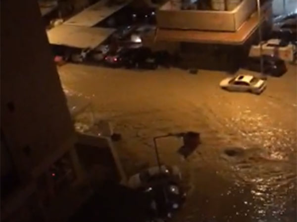 Kuwait City flooded, 2 killed 